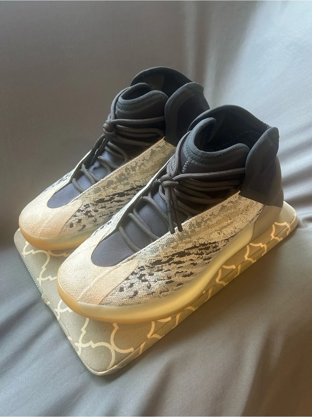 Adidas / Yeezy QNTM “Sea Teal” (GREAT CONDITION)